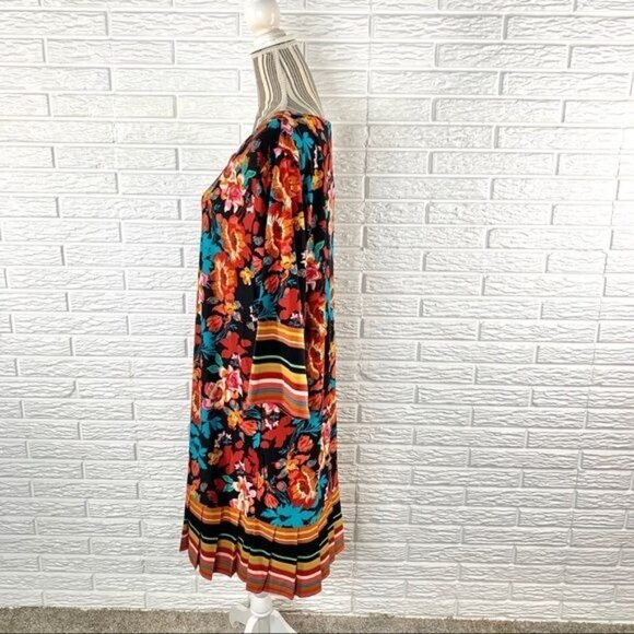 Violet B Multicolored Floral & Striped Dress Size 2X - Picture 6 of 7